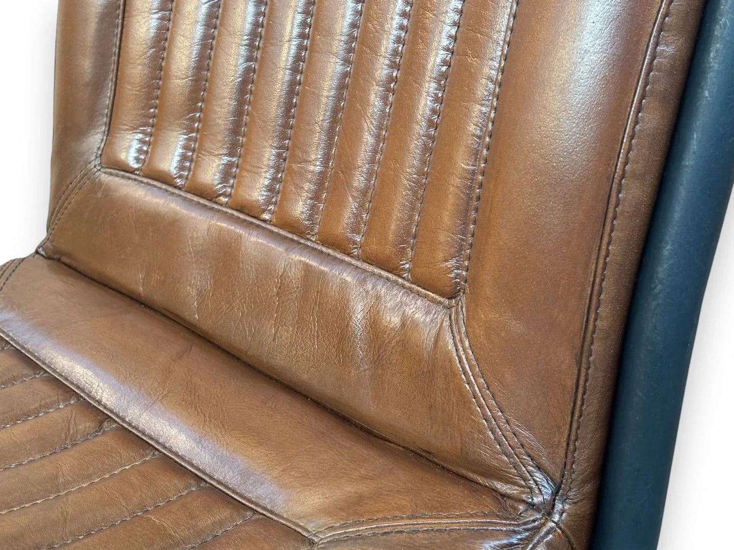 Scaun Tim – disponibil pe stoc